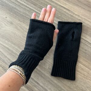 Club Monaco Black Fingerless Cashmere Gloves